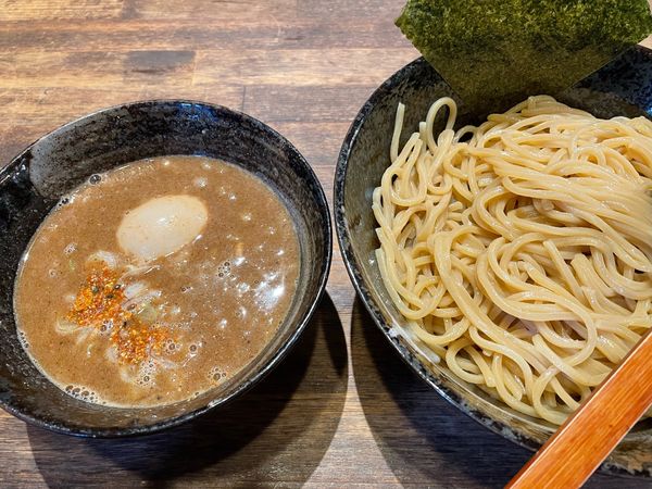 「味玉煮魚つけ麺」@つけめん 美豚 高幡不動店の写真