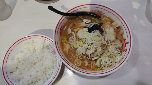 「味噌タンメン+ネギ+半ライス」@蒙古タンメン 中本 御徒町店の写真