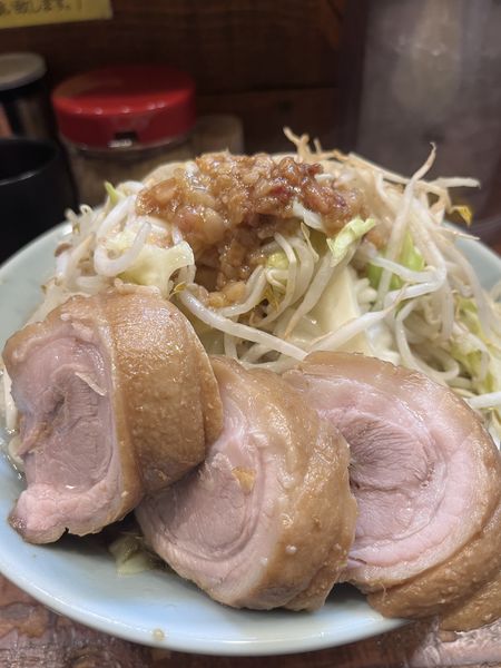 「ラーメン（中）豚増し　ヤサイアブラ」@立川マシマシの写真