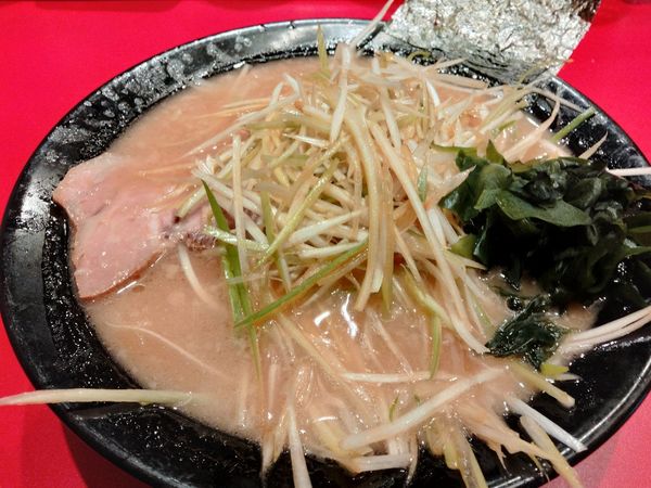 「ネギラーメン＋ライス」@柏ネギラーメン 柏本店の写真