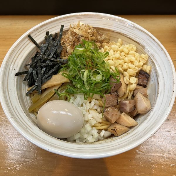 「味玉まぜそば」@讃岐ラーメン 香麦の写真