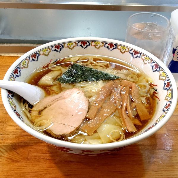 「わんたん麺」@春木屋 荻窪本店の写真