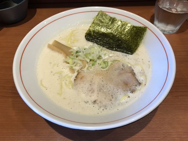 「濃厚中華そば 800円」@麺工房コツコツの写真