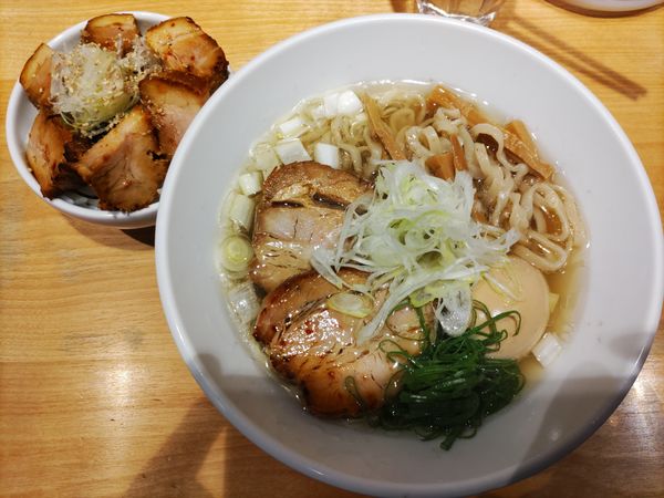 「塩そば特製(平打ち麺)·チャーシューごはん」@佐々木製麺所の写真