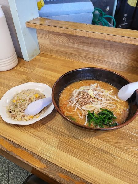 「雷ラーメン(小辛)」@ラーメンハウス 富良野の写真