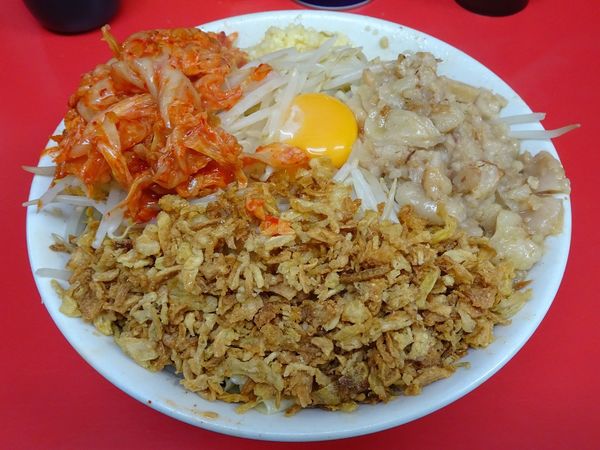 「小ラーメン（790円）＋汁なし＋キムチ　ニンニクアブラ」@ラーメン二郎 仙台店の写真