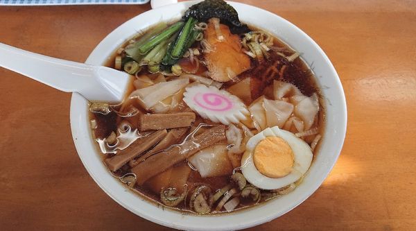 「ワンタンメン 850円」@盛昭軒の写真