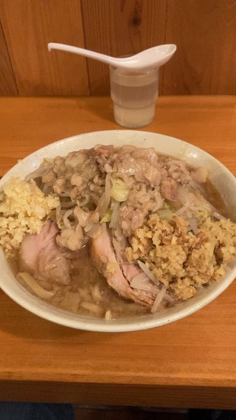 「ラーメン少なめ　900円」@ラーメン 滋悟郎の写真