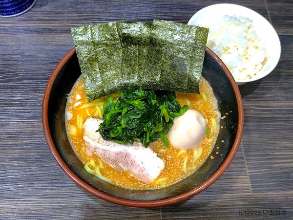 「大盛みそラーメン（＋味玉）」@究極汁麺 はねだ家の写真