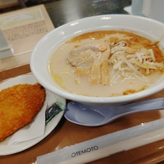 中央自動車道 谷村PA 下りフードコートの画像