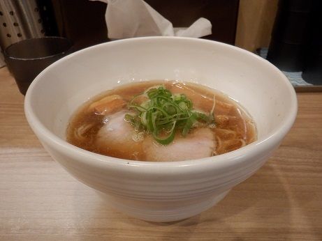 「中華そば醤油」@麺処 まるは BEYONDの写真