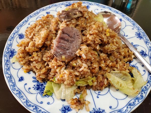 「黑炒飯」@中国蘭州牛肉拉麺 王記 横浜店の写真