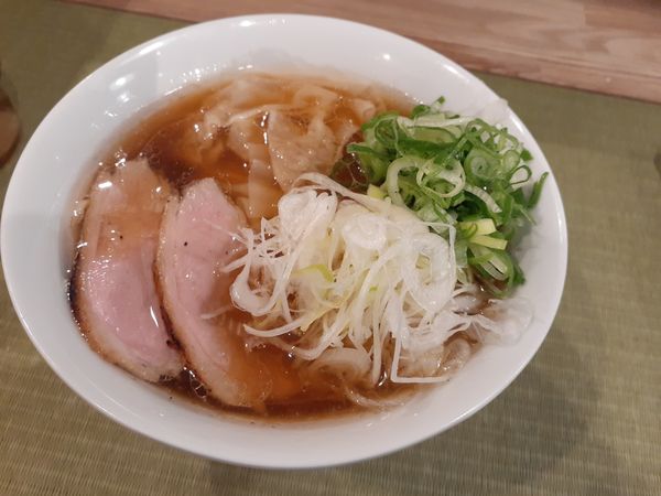 「鴨ワンタン麺」@らーめん 鴨and葱の写真