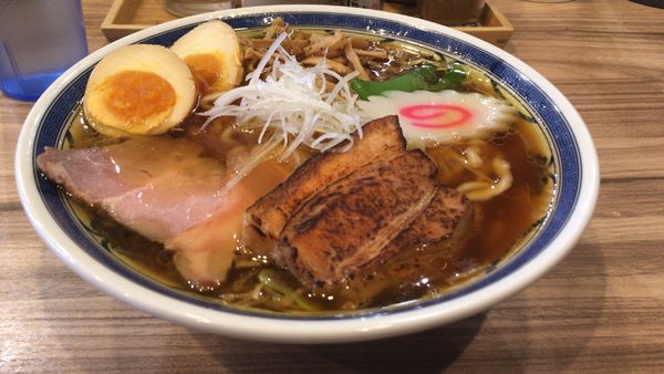 「特製醤油1080円」@くじら食堂 nonowa東小金井店の写真