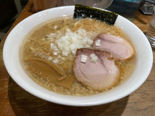 「背脂中華そば」@中華そば コヨシ 渋谷店の写真