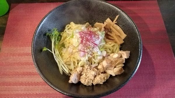 「鶏油汁無し醤油_800円」@廻麺 鶏千の写真