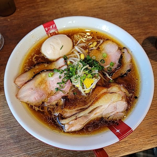 「【西尾中華そば】特製中華そば」@ラーメン凪 豚王 渋谷店の写真