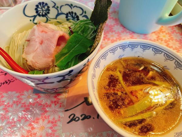 「凛々しい牡蠣×カルピスバター×昆布水つけ麺」@らーめん凛々の写真