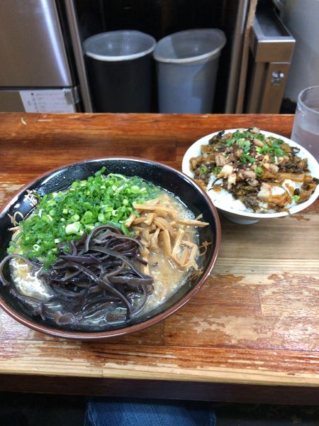 「ラーメン」@博多とんこつラーメン わ蔵 歌舞伎町店の写真