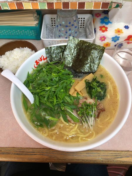「青ネギラーメン(大盛り)」@横浜ラーメン あばん 上尾西口駅前店の写真