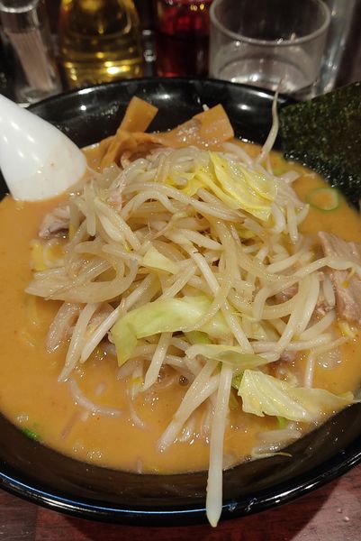 「辛っ風麺　餃子セット」@北海道らーめん おやじ 町田店の写真