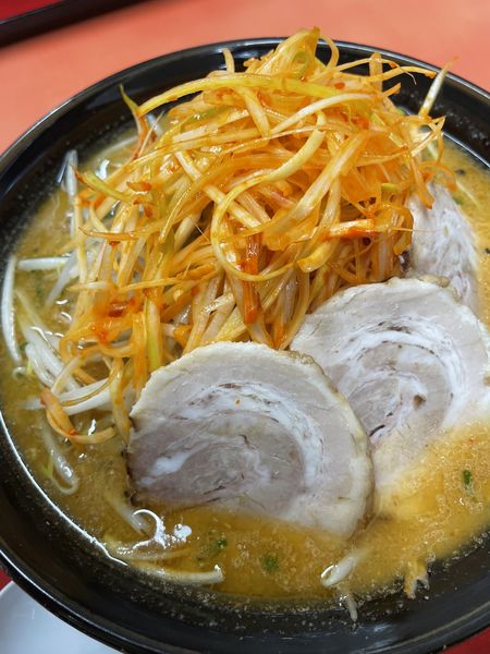 「ネギ味噌3枚チャーシュー麺大盛」@くるまやラーメン 八王子店の写真
