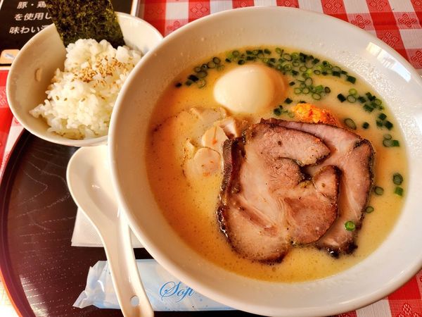 「クリーミーラーメン チャーシュー3種類」@Lunaの世界の写真