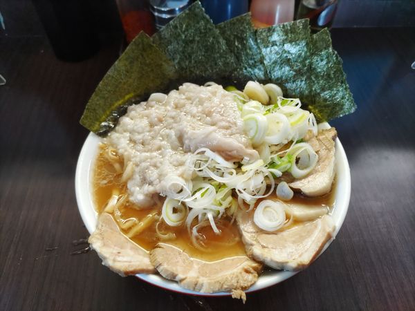 「チャーシュ麺＋身入りＷ＋ネギ＋海苔（1300円）」@手打ち中華そば 酒田の写真