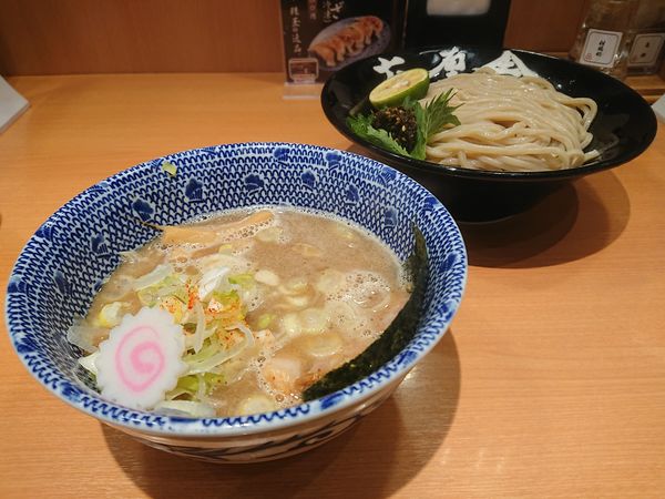 「朝の生七味つけめん＋すだち」@六厘舎の写真