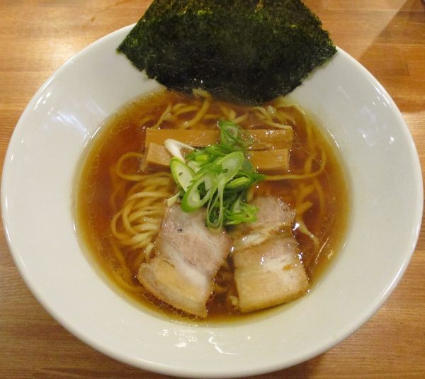 「醤油らー麺　880円」@麺屋 寛の写真