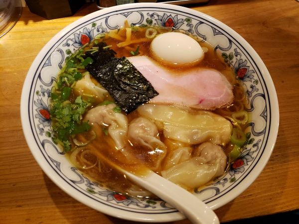 「ミックスワンタンメン　味玉」@らーめん・わんたん ゆう輝屋の写真