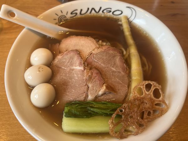 「醤油らぁめん　どっちーも」@らぁ麺 SUNGOの写真