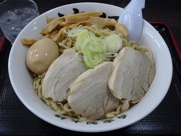 「DXらー麺：大（1,050円）」@自家製太麺 渡辺の写真