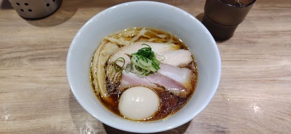 「特製醤油らぁめん（1120円）」@鶏そば 一文の写真