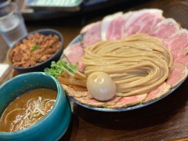「つけそば＋チャーシュー増し＋味玉＋豚丼」@自家製麺 若葉の写真