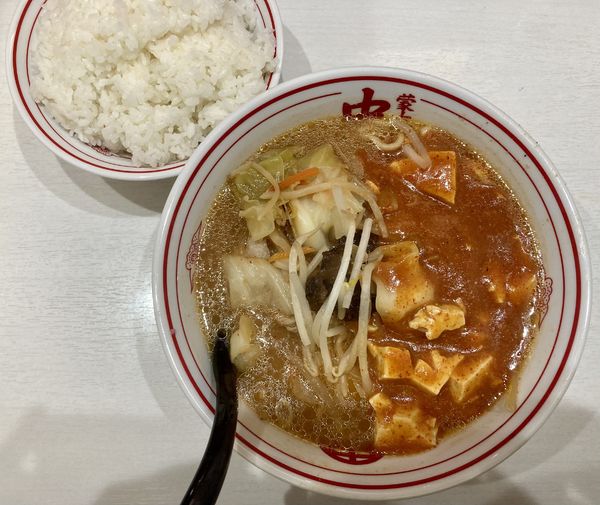 「蒙古タンメン(辛さ5)+ライス」@蒙古タンメン 中本 上板橋本店の写真