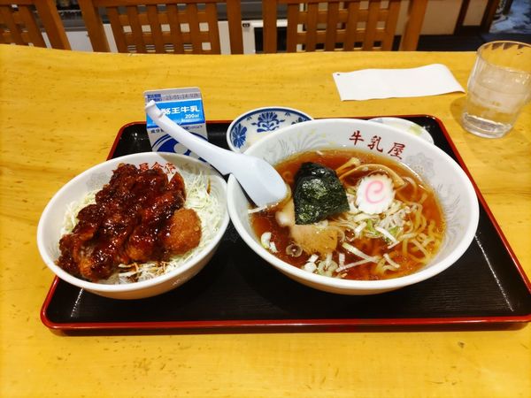 「牛乳屋ミニセット」@牛乳屋食堂の写真