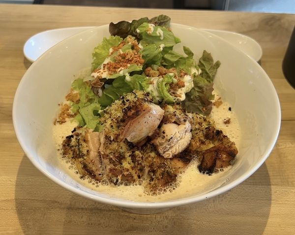 「限定パレットA(チキン香草焼き) Mサイズ 1150円」@JUNK NOODLE FACTORYの写真