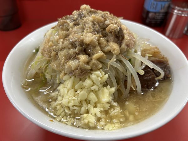 「小ラーメン麺少なめ800円(ニンニク、アブラ）」@ラーメン二郎 柏店の写真