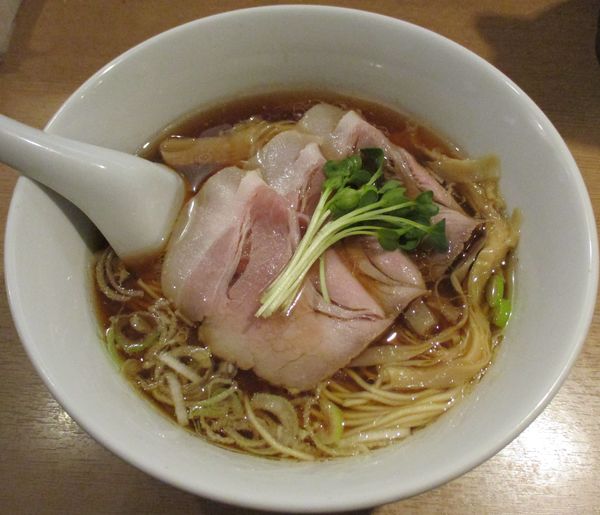 「牛貝清湯醤油中華そば　900円」@中華そば 流川の写真