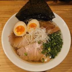 特製中華そば(1200円)