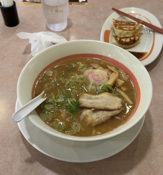 「㐂伝らーめんと餃子３個」@幸楽苑 千葉中央店の写真