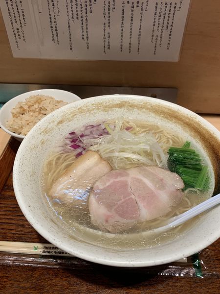 「塩らぁ麺」@貝出汁らぁ麺 みぎわの写真