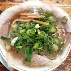 Bラーメン（860円）