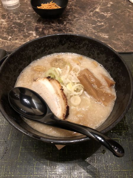 「裏竹虎ラーメン」@麺匠 竹虎 新宿店の写真