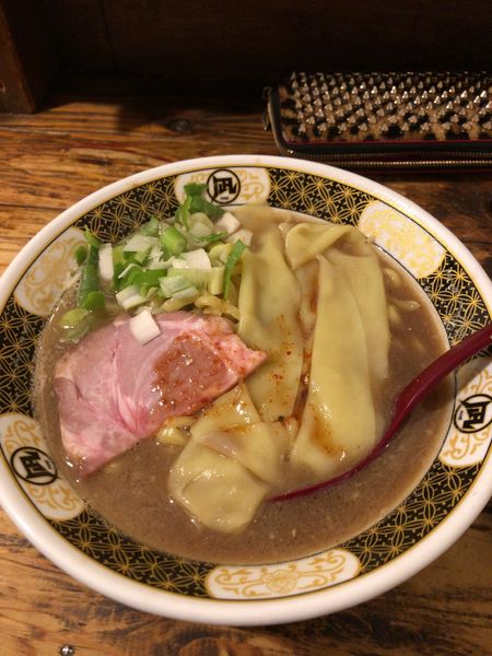 「煮干しそば」@すごい煮干ラーメン凪 新宿ゴールデン街店 本館の写真