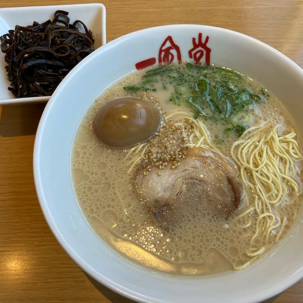 「博多とんこつB定食1010円他」@博多一風堂 武石インター店の写真