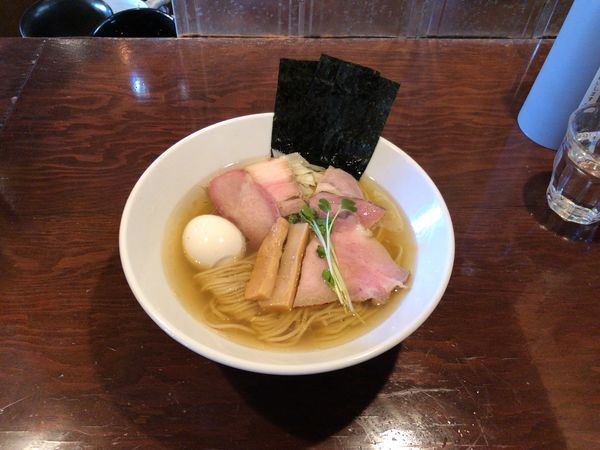 「白醤油ラーメン」@ラーメン ニュー松戸の写真