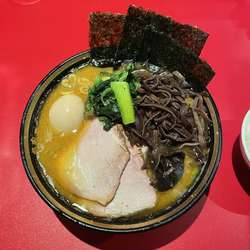 チャーシューメン中盛り  木耳  味玉