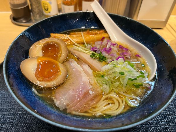 「特製　丹波黒鶏の地鶏そば」@つけ麺 たけもとの写真
